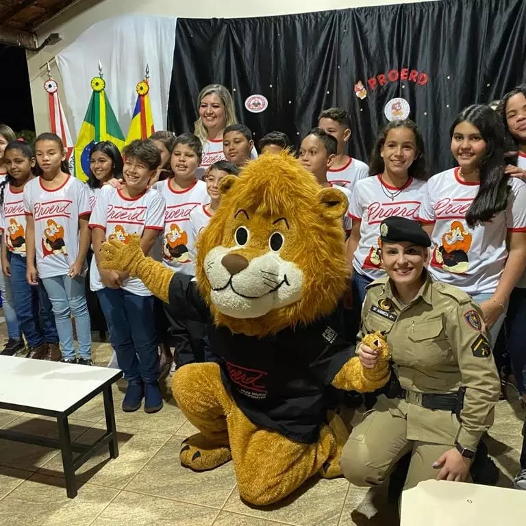 Polícia Militar realiza formatura do PROERD em Silvano